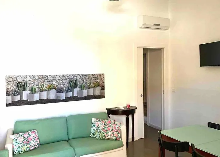 A Casa Di Mattia Tra Il Mare E Il Borgo Apartment *